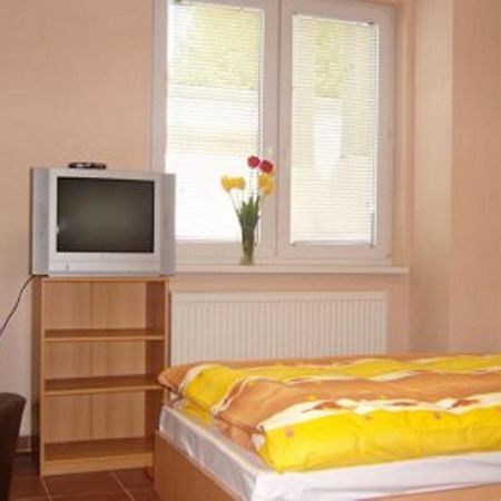 Batavya penzion Topoľcany Bagian luar foto