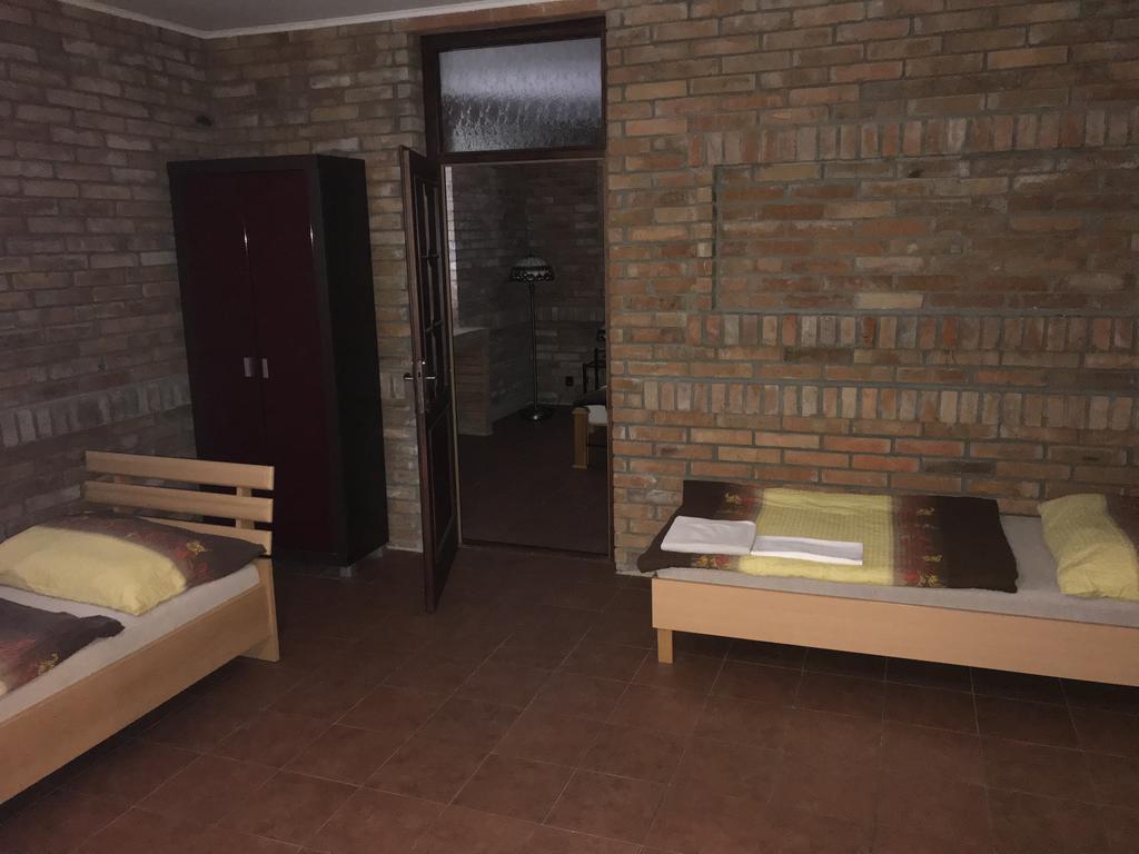 Batavya penzion Topoľcany Bagian luar foto