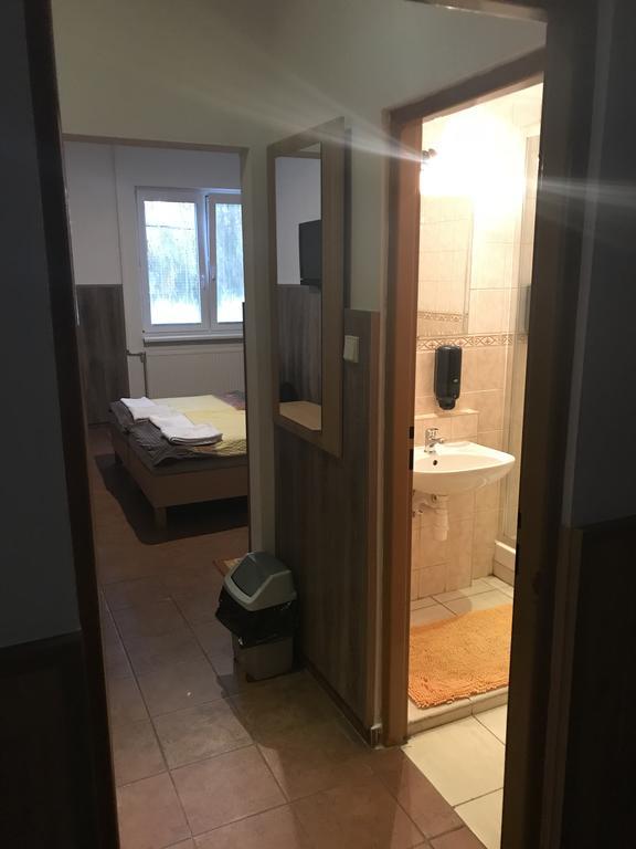 Batavya penzion Topoľcany Bagian luar foto